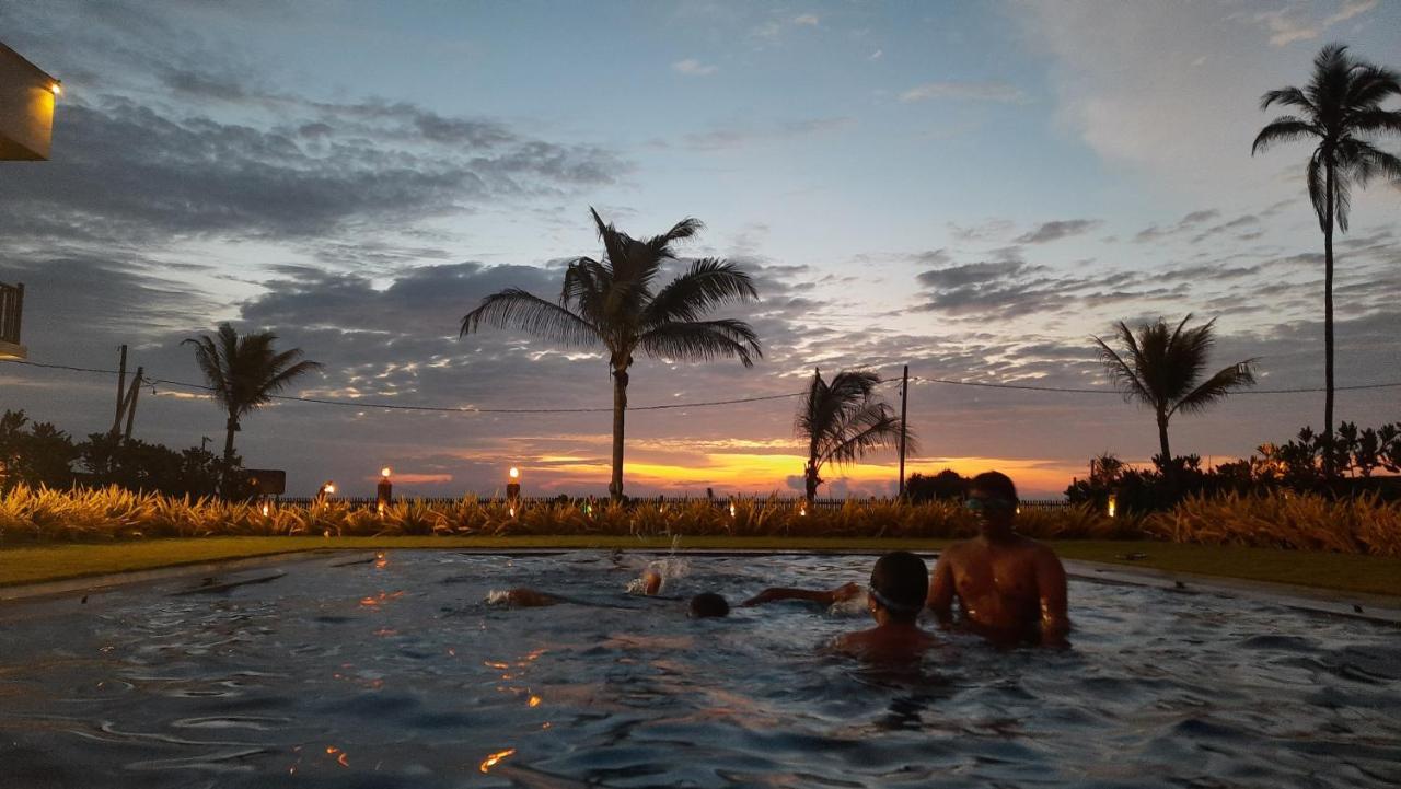 Calypso Sunset Hotel Iranawila Exterior photo