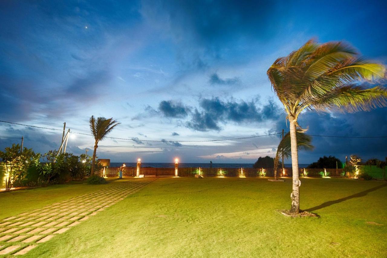 Calypso Sunset Hotel Iranawila Exterior photo